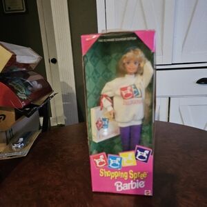 FAO SCHWARZ Barbie Shopping Spree Doll with Pink and Purple Outfit